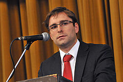 Mgr. Ondřej Veselský, náměstek ministra vnitra, při projevu ke starostům na Dni malých obcí